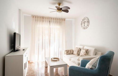 Ronda Suites 193 junto a hospitales y cerca centro con Parking Gratis - Foto 27