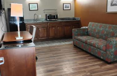 Gated 1 King BedRoom 1 Bath Apt with Full kitchen 133 - Foto 9