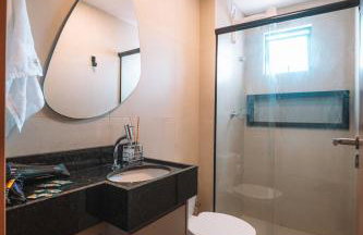 Apto 2 Quartos Novo e Super Confortável - Foto 31