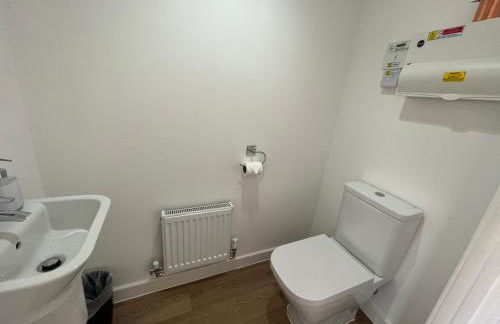 Kingsway House - Spacious 4 Bed Home From Home in Derby - Foto 40