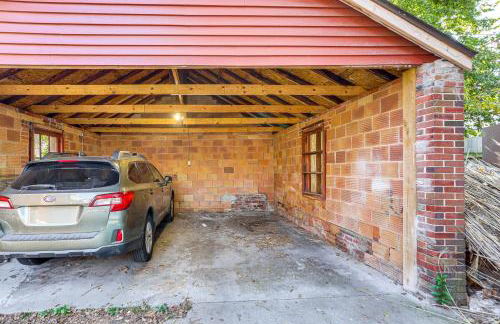 Striking Tudor Revival in Five Points District! - Foto 28