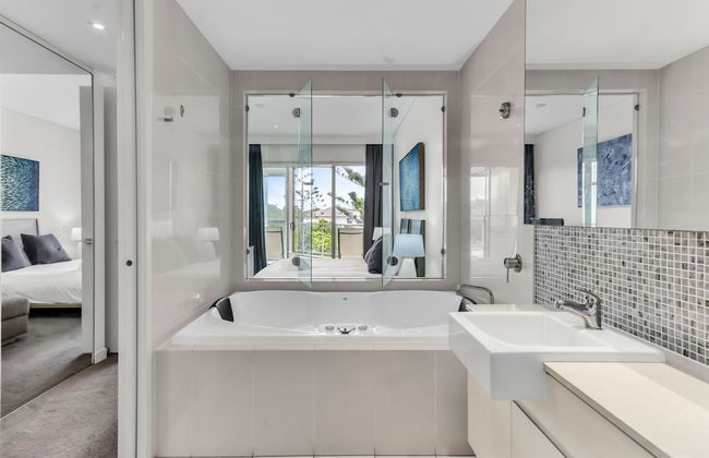 Tropical Park View Retreat 3BR Bali Resort in Kingscliff (1210) - Photo 27