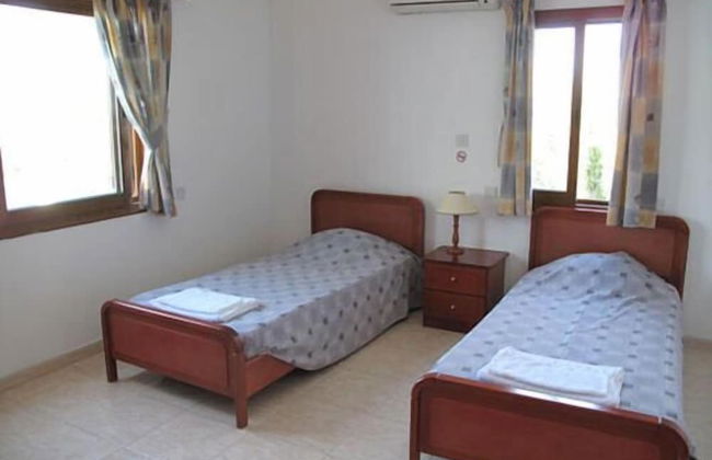 Chriseleni Latchi Villas - Photo 8