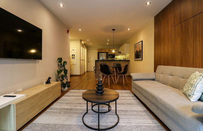 w Splendid 1BR With Balcony in Miraflores - Photo 37