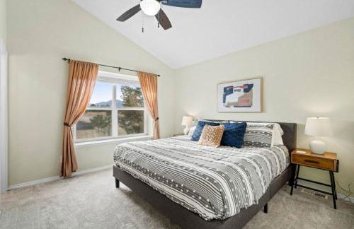 Beautiful Mountain Views Close to Hiking Trails - Foto 31