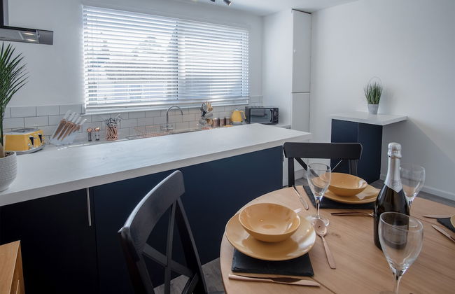 Ivy Cellar - 1 Bedroom Apartment - Tenby - Foto 14