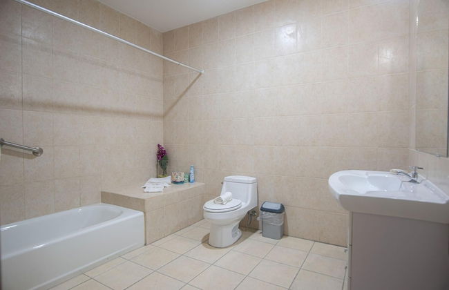 NEW Bay Harbor Studio 202 - Foto 8