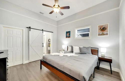 Versatile Home with Extra Living - Foto 38