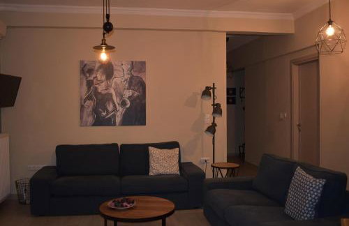 Zaza Home - Photo 18