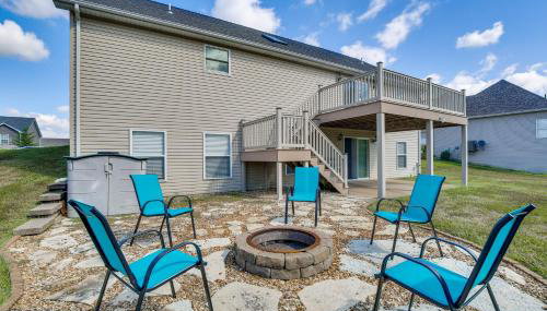 Bar, Pool Table and Yard! Spacious Union Home - Foto 3