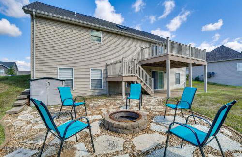 Bar, Pool Table and Yard! Spacious Union Home - Foto 3