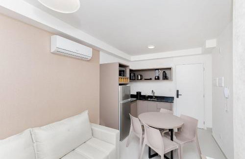 Apartamentos para 5 pessoas com Piscina e Academia no Centro - Foto 22