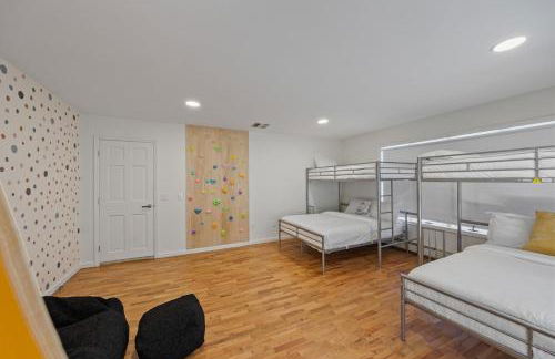 Family Staycation Retreat 7BDR Sauna Games - Foto 26