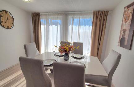 Meressa Leonardo Apartment - Photo 10