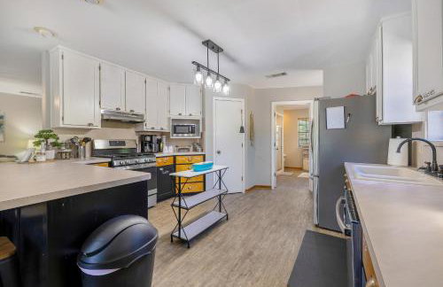 Dock and Private Pool Lake Palo Pinto Retreat! - Foto 5