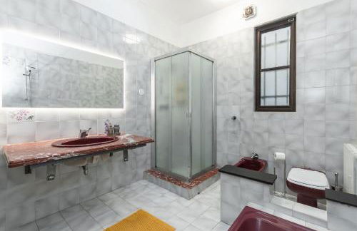 Villa 4 bedroom Vista Mare, Terrazza e Giardino - Photo 13