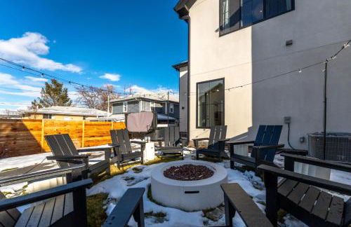 The Benton Hot Tub Theater 5 Mins to Denver - Foto 4