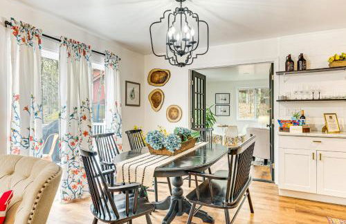 Deck, Fire Pit and Pool Access at Poconos Retreat! - Foto 6