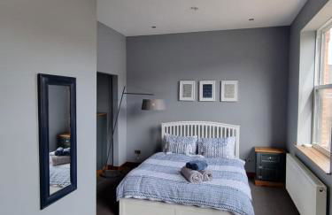 Two Bedroomed Loft Apartment - The Old Drill Hall Ryde - Photo 4