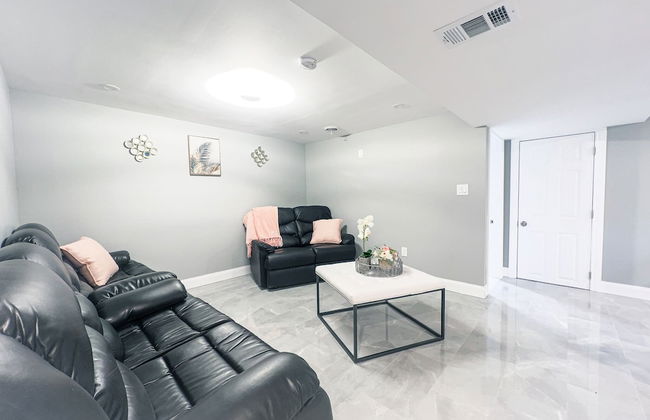 The Grand Gorge Villa-With Yard& Parking - Foto 19