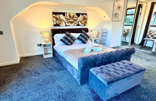 Indoor Heated Pool - Large Family Home - Sleeps 12 - Near Bournemouth Beach - Photo 9