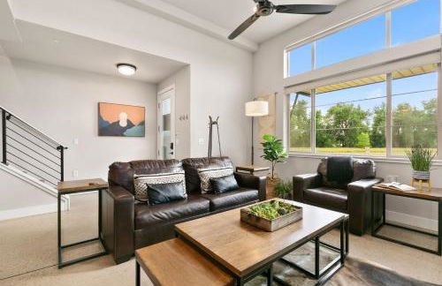 Old Town Modern New Build - Rooftop Spa with Mtn Views! - Foto 15