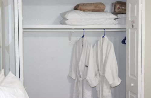 Hidden Sapphire-Apartment with Kitchen and Laundry - Foto 3