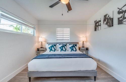 Friendly Fox Luxury Pool & Spa House Near Downtown & Beach - Foto 30