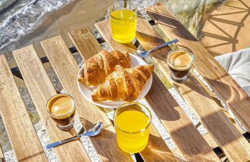 2 BR - Above sea - Beachfront - Foto 6