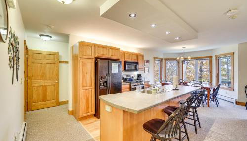 Ski-InandSki-Out at Jay Peak Resort Condo! - Foto 2