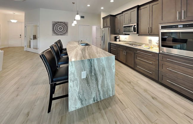 Midpoint Villa by Distinctive Beach Rentals - Photo 40