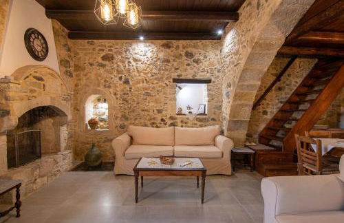 Hercules Traditional Houses - Photo 28