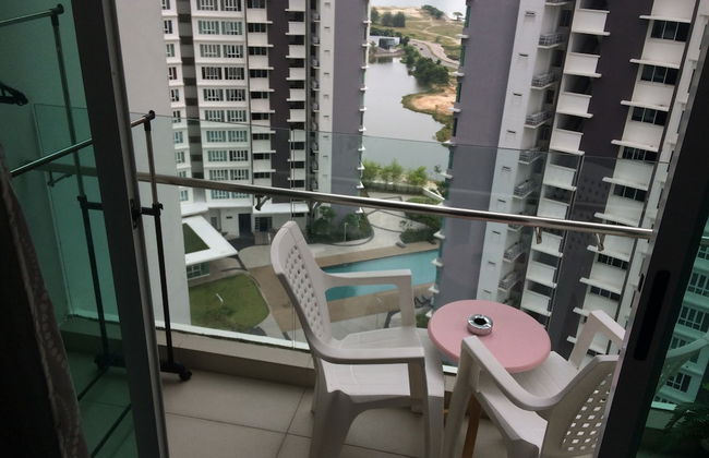 City Living with Panoramic Sea Views at Danga Bay - Foto 15