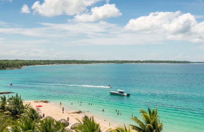 Pirata Island Day Trip - Photo 6