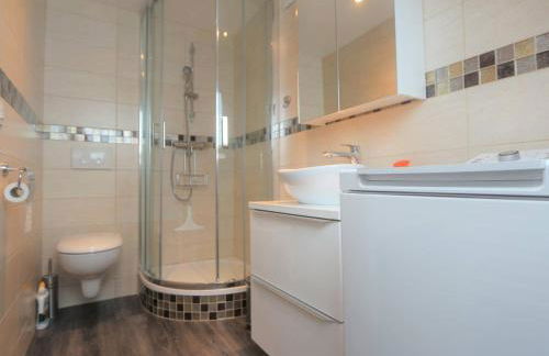 Combrit Sainte-Marine: T2 duplex rénové avec jardin privé et vue sur port - FR-1-481-91 - Foto 30