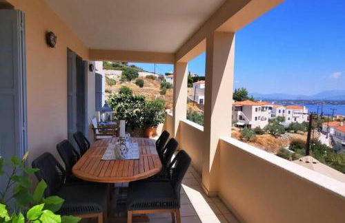 View-topia Amazing View, Private Pool, Close to the center. - Photo 27