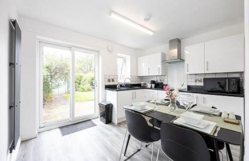 Luxury House by Etihad and Coop Arena - Foto 7