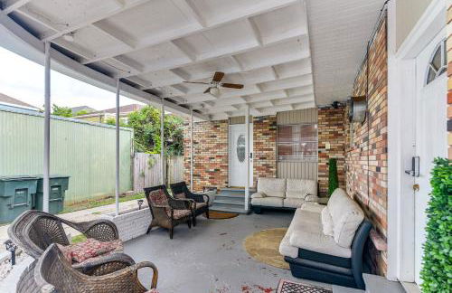 about 1 Mi to the Strand! Couples Retreat in Galveston - Foto 22