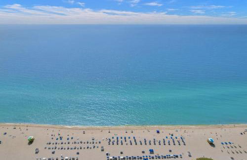 SOBE MONARCH 2 - 2 Bedroom 2 Bathroom Apts - 2 Independent 1 bedrooms apts - Foto 1