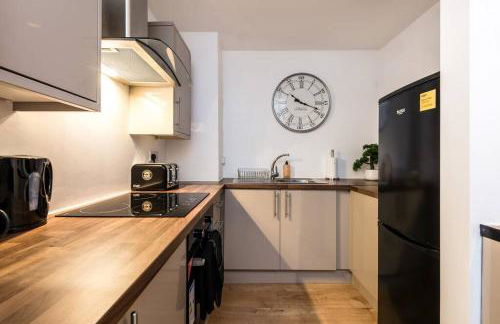 Liverpool City Centre - Fabulous 3 En-suite Bedrooms - Sleeps 10 People - Foto 5