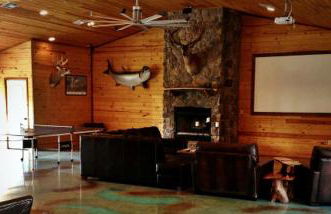 Idyllic Vacation Cabin Perched on Beaver Lake in Arkansas - Foto 10