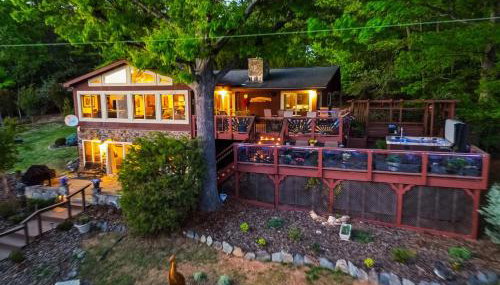 Lake Escape to an Elegant 4 Br Home 3 bath Home - Foto 5