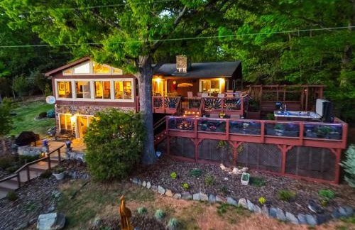 Lake Escape to an Elegant 4 Br Home 3 bath Home - Foto 5