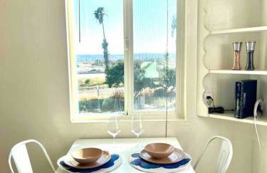 Minimalist 1 bed by Airport & Old Town - Foto 9