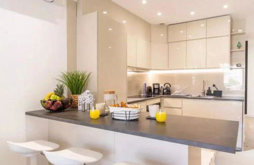 Luxurious 3Bedroom 2 BATH 110 m Apartment Adjoining Hotel Martinez Beachfront - Foto 3