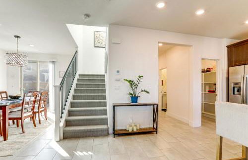 7 Mi to Dtwn Sacramento Peaceful Gem with Patio! - Foto 12