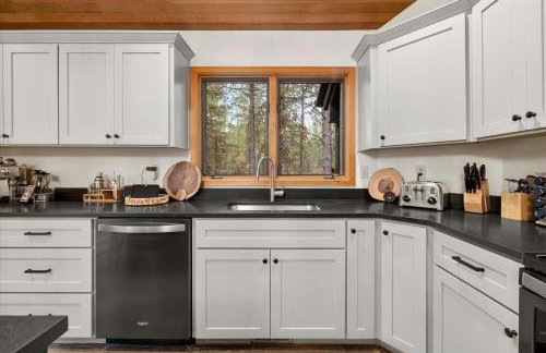 Treehouse Cabin Hot Tub Sauna Game Room - Foto 18