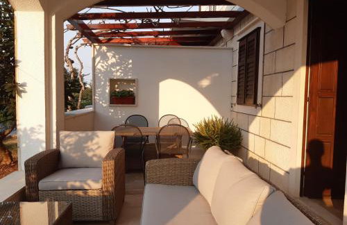 APARTMENTS4YOU SUPETAR 1,2,3&4 -the BEST and MOST POPULAR apartments for DISCOVERING the island - free parking - 200 meters from the beach - Foto 9