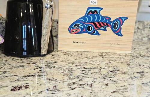 Chic Oasis: 3BR, 2BA, Private Deck - Foto 17