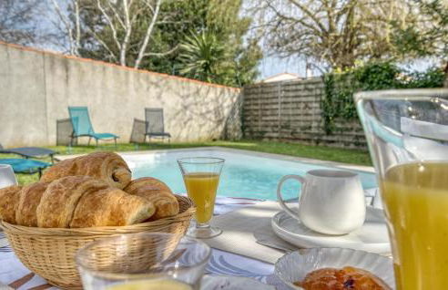 3 Bedroom Gorgeous Home In Rochefort - Foto 12